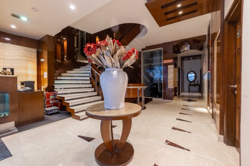 Lobby & Reception at Hotel Aura New Delhi